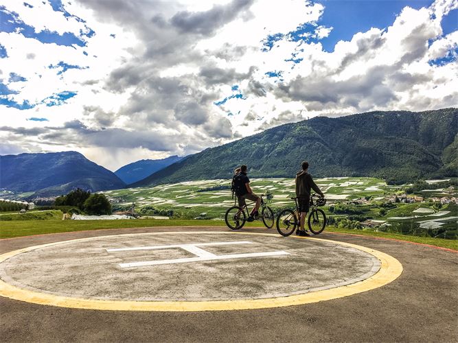 E-BIKE TOUR AL LAGO DI TOVEL - PARCO ADAMELLO BRENTA